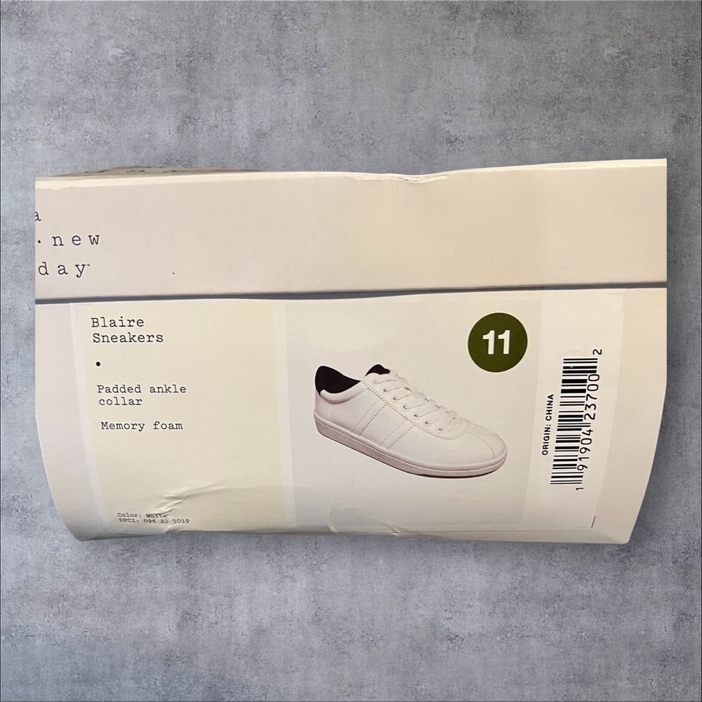 Blaire Sneakers Padded Ankle Collar Memory Form Shoe by a New Day 90s aesthetic - Picture 14 of 15